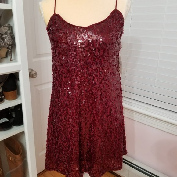 SOLD Altar'd State Sequin dress in burgundy, size M - Picture 12 of 16